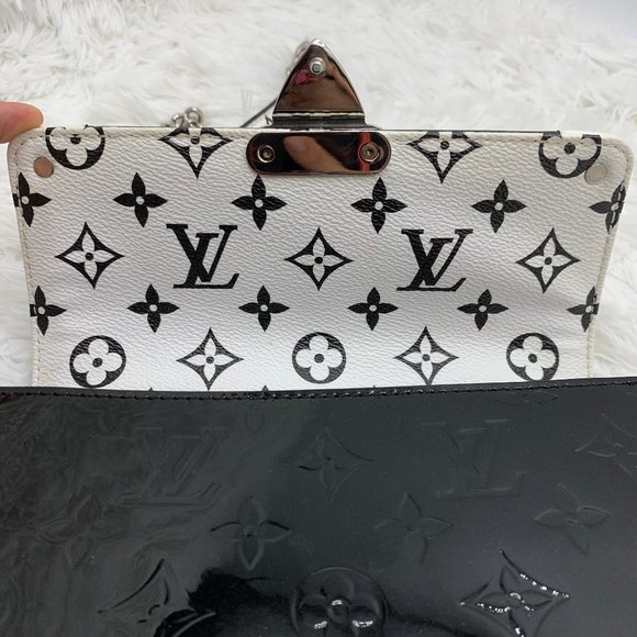 ❌SOLD❌ Louis Vuitton Wynwood Black Monogram Bag! - Picture 10 of 16